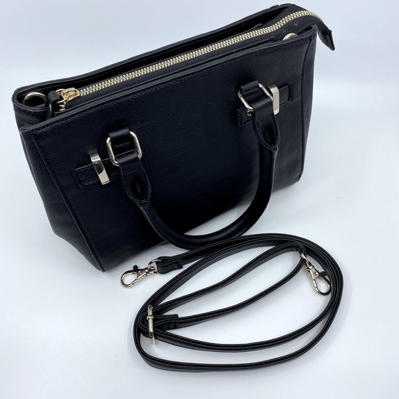 NWT- Little black crossbody bag/ purse - Picture 3 of 7
